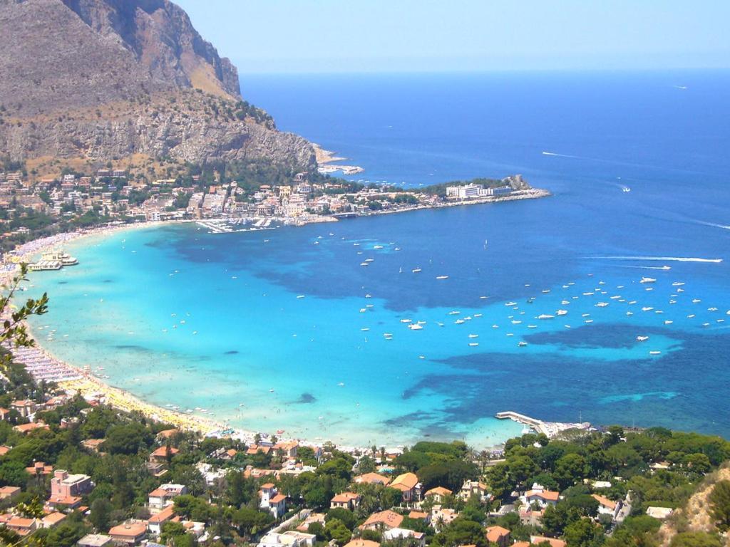 Trentuno Mondello Apartments Ngoại thất bức ảnh